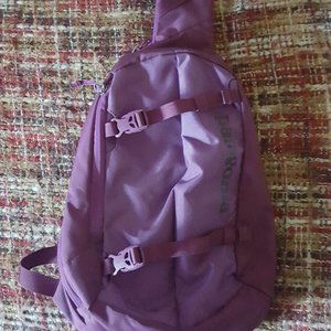 Patagonia Atom Sling 8L....